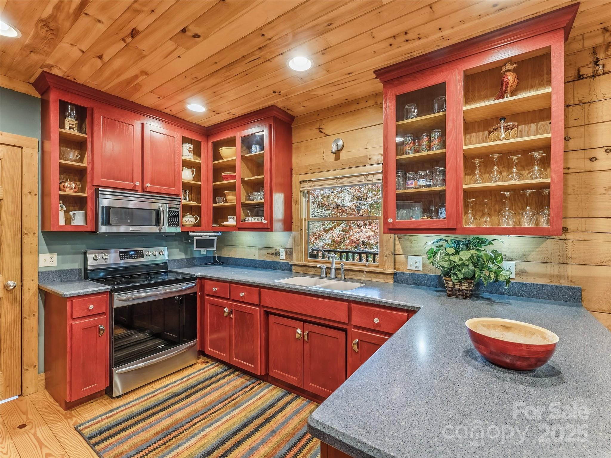 167 Mountain Vista Drive Saluda NC 28773