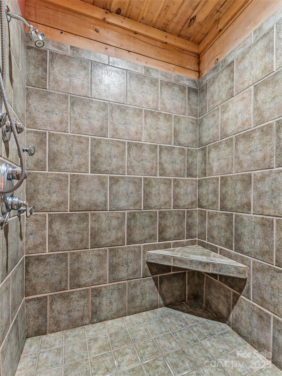 167 Mountain Vista Drive Saluda NC 28773
