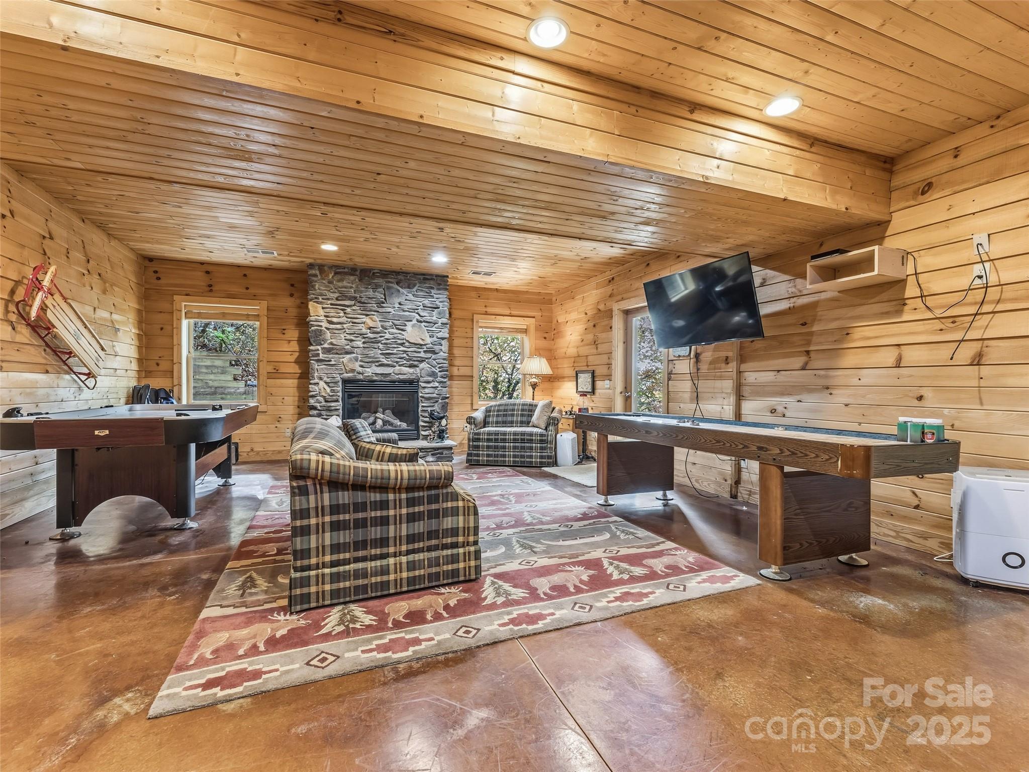 167 Mountain Vista Drive Saluda NC 28773