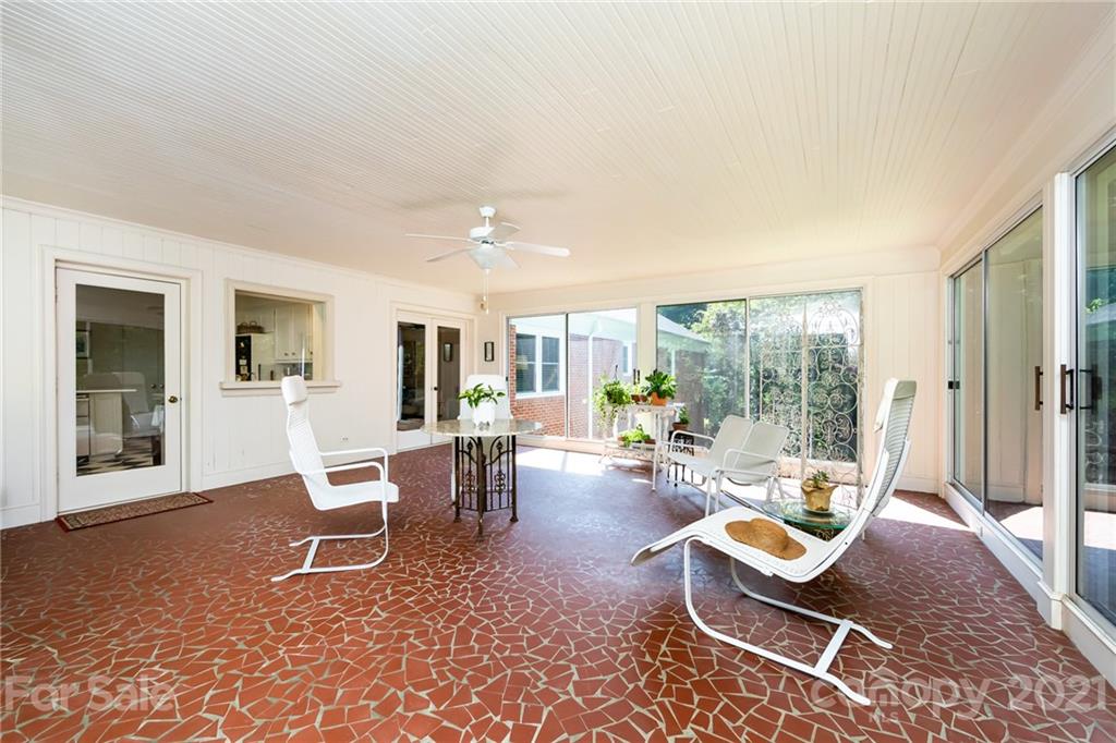 3752 Larkston Drive Charlotte NC 28226