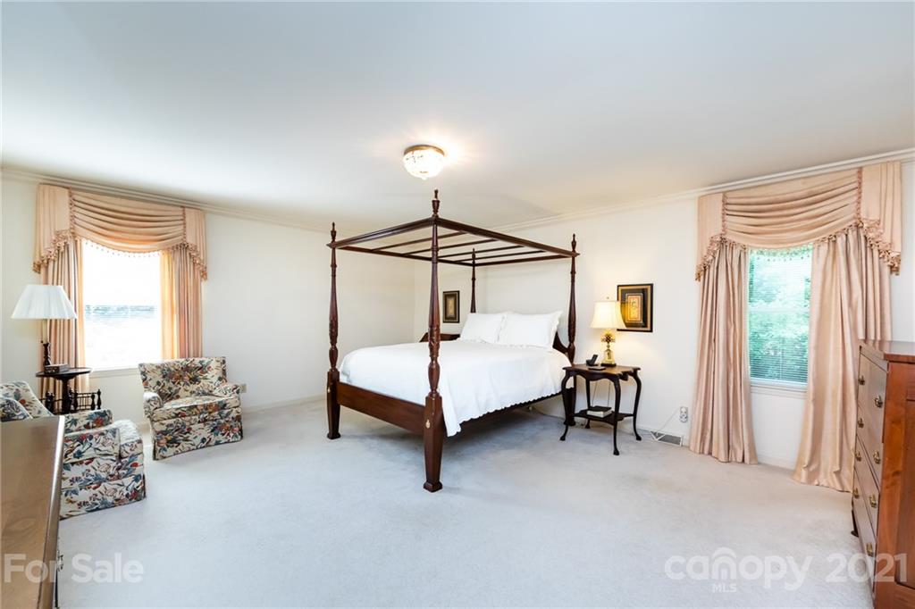 3752 Larkston Drive Charlotte NC 28226