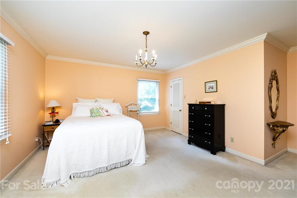 3752 Larkston Drive Charlotte NC 28226