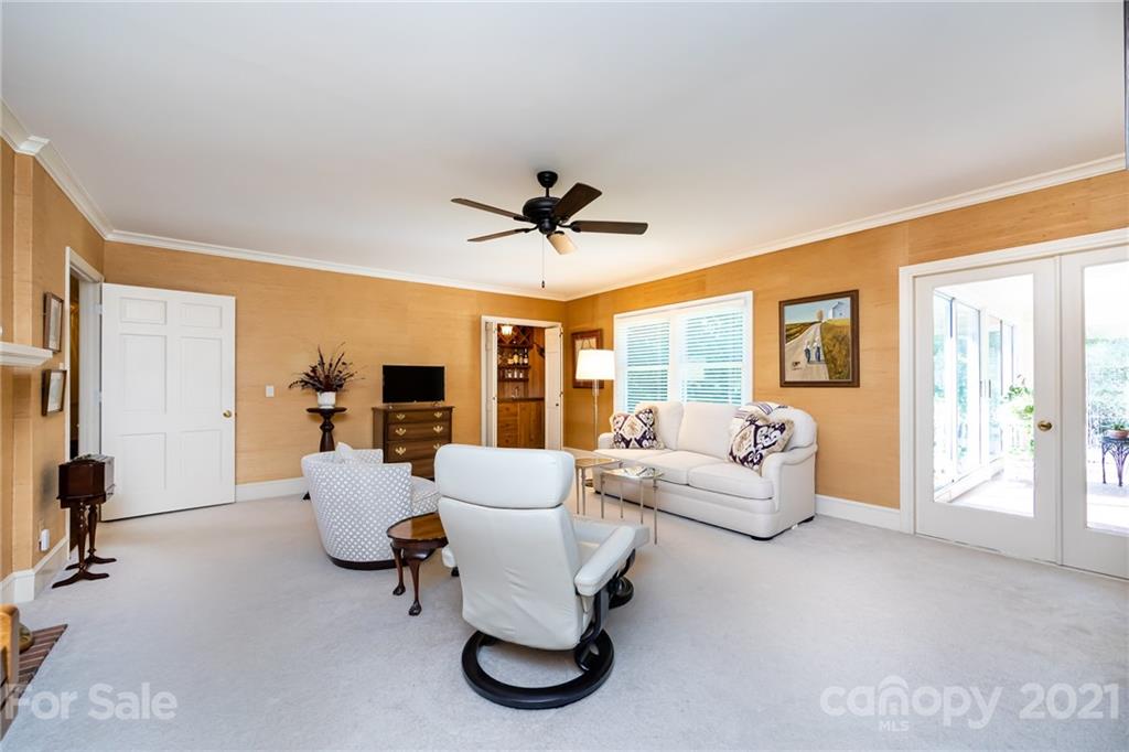 3752 Larkston Drive Charlotte NC 28226