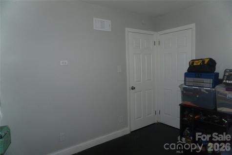 2851 Burbank Drive Charlotte NC 28216