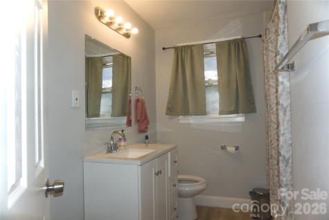 2851 Burbank Drive Charlotte NC 28216