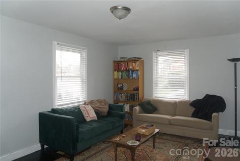 2851 Burbank Drive Charlotte NC 28216