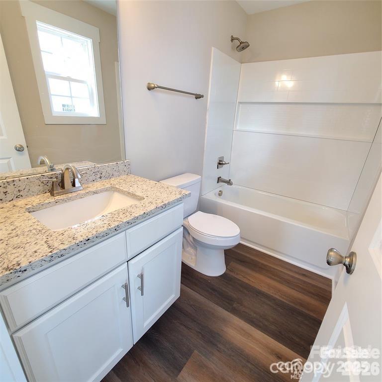 606 E Carpenter Street Dallas NC 28034