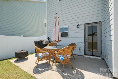 5144 Thomasville Drive Belmont NC 28012
