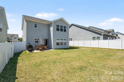 5144 Thomasville Drive Belmont NC 28012