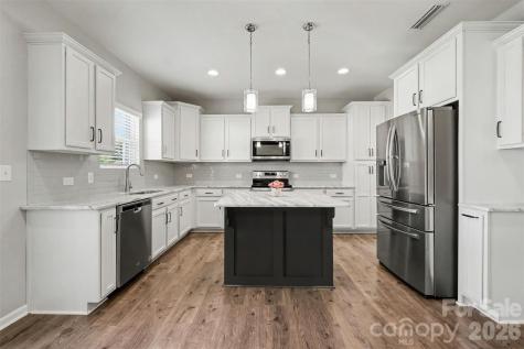 5144 Thomasville Drive Belmont NC 28012