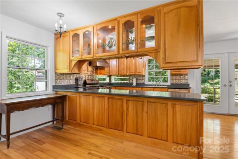 3 Northwood Road Asheville NC 28804