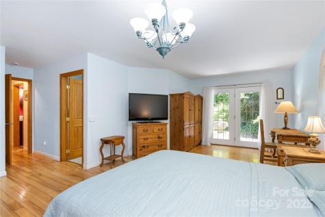 3 Northwood Road Asheville NC 28804
