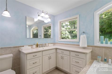 3 Northwood Road Asheville NC 28804