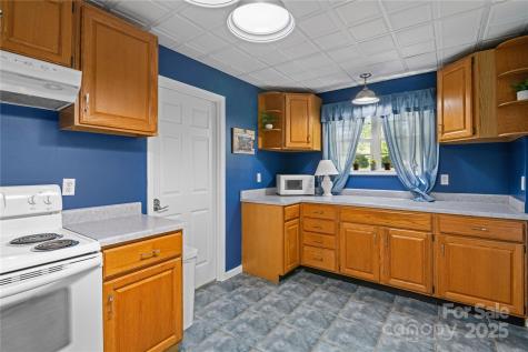 3 Northwood Road Asheville NC 28804