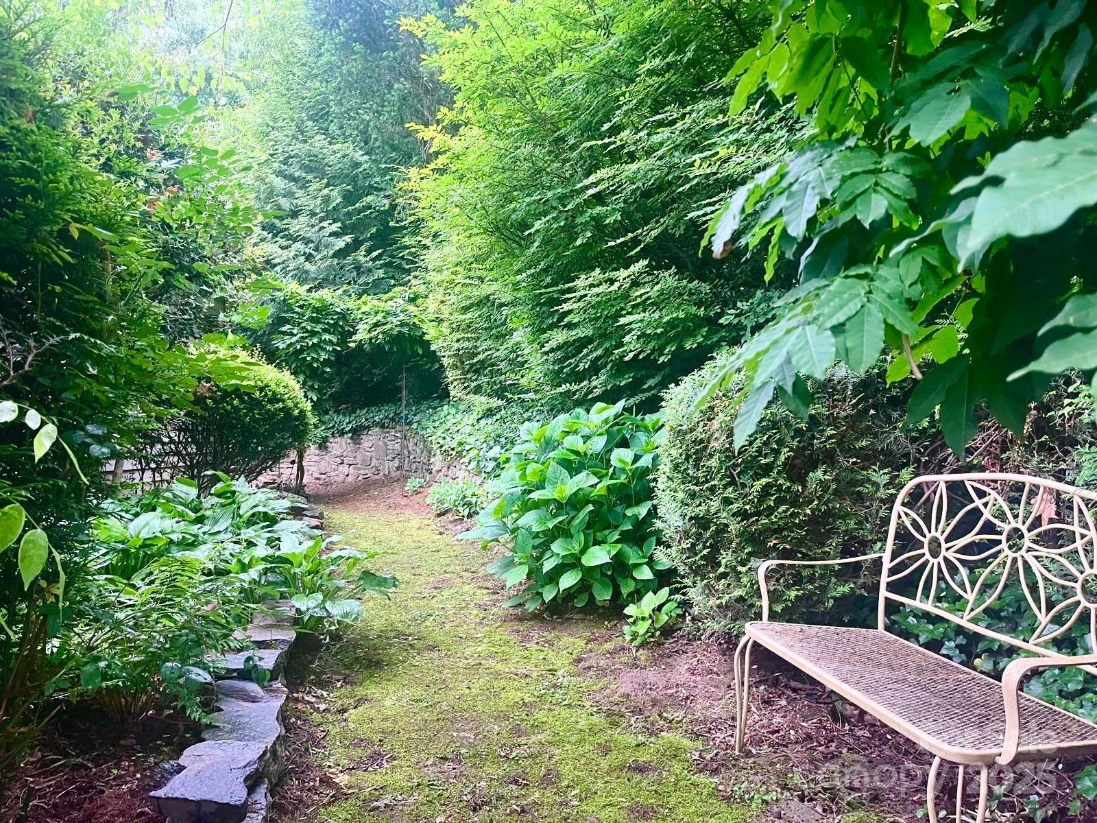 3 Northwood Road Asheville NC 28804