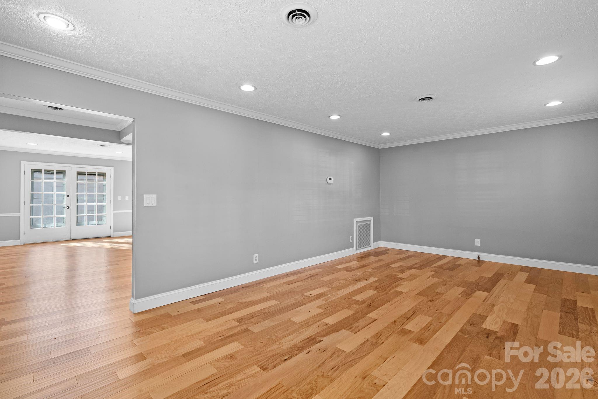 1411 Kensington Road Hendersonville NC 28791