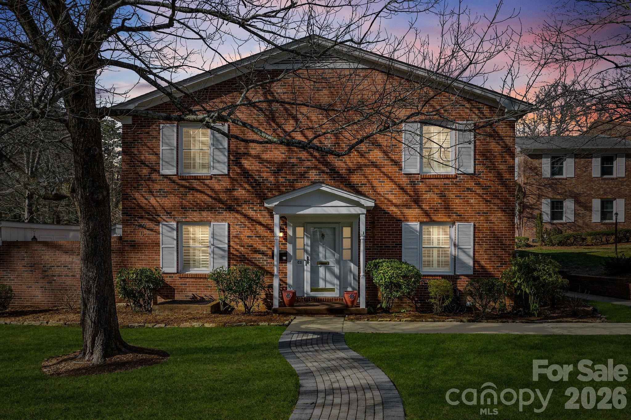 1411 Kensington Road Hendersonville NC 28791