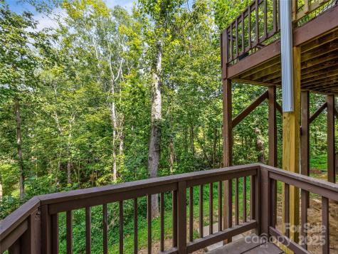 83 Farm Lane Mills River NC 28759