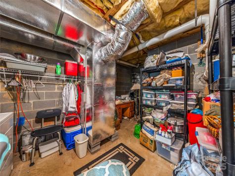 83 Farm Lane Mills River NC 28759