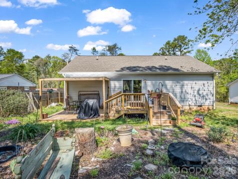 198 Parkland Drive Forest City NC 28043