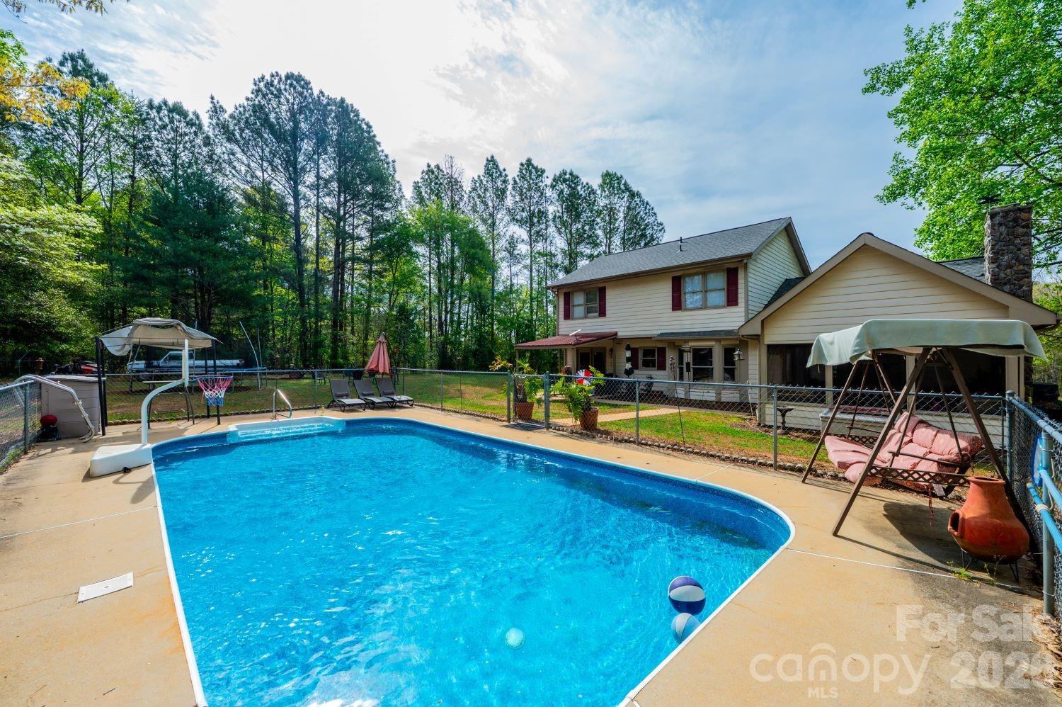 70 Sienna Drive Hickory NC 28601