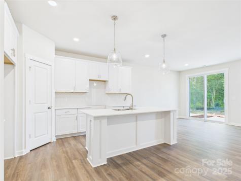 311 King Street E Kings Mountain NC 28086