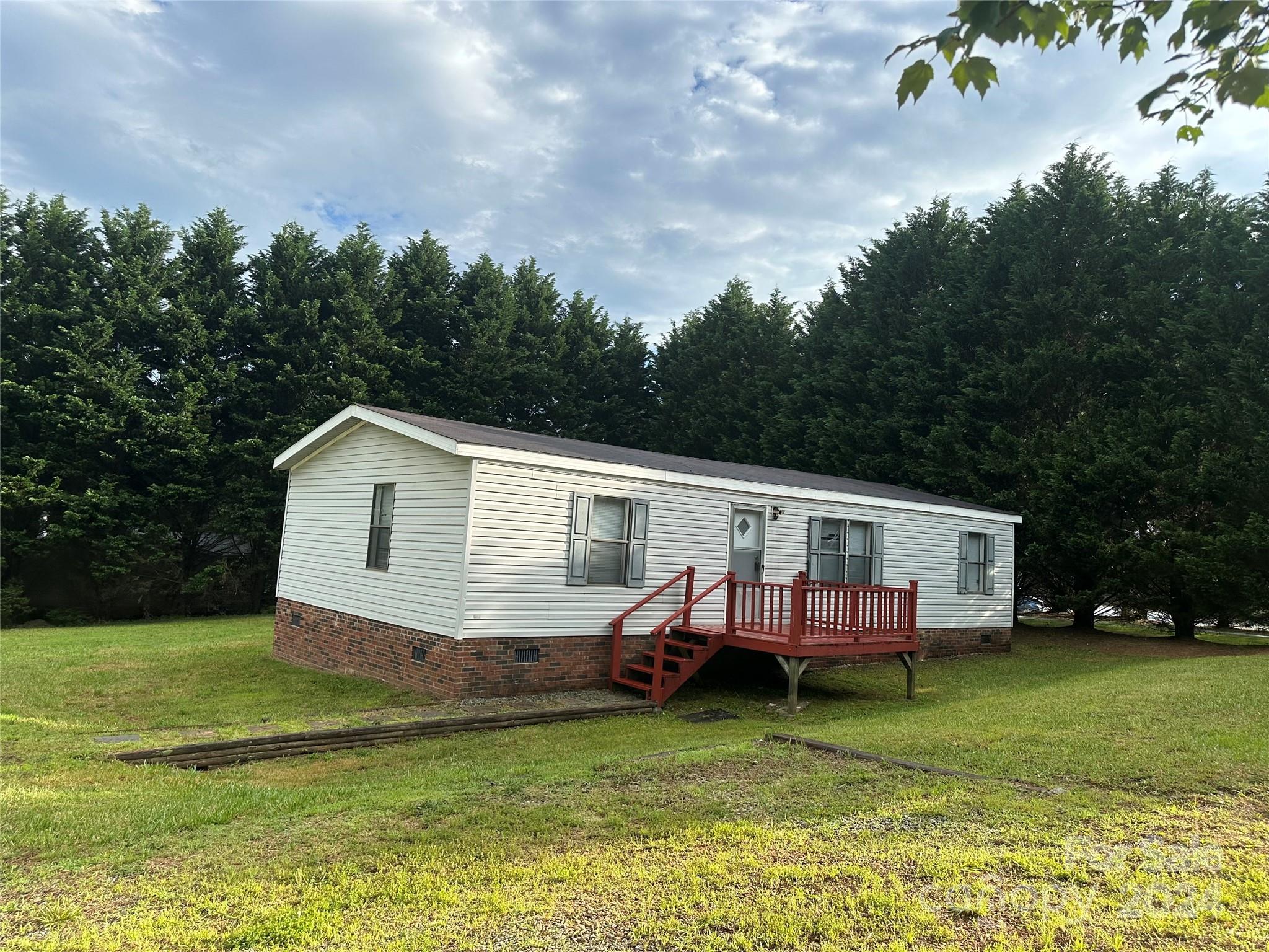 3631 Clarks Chapel Road Lenoir NC 28645