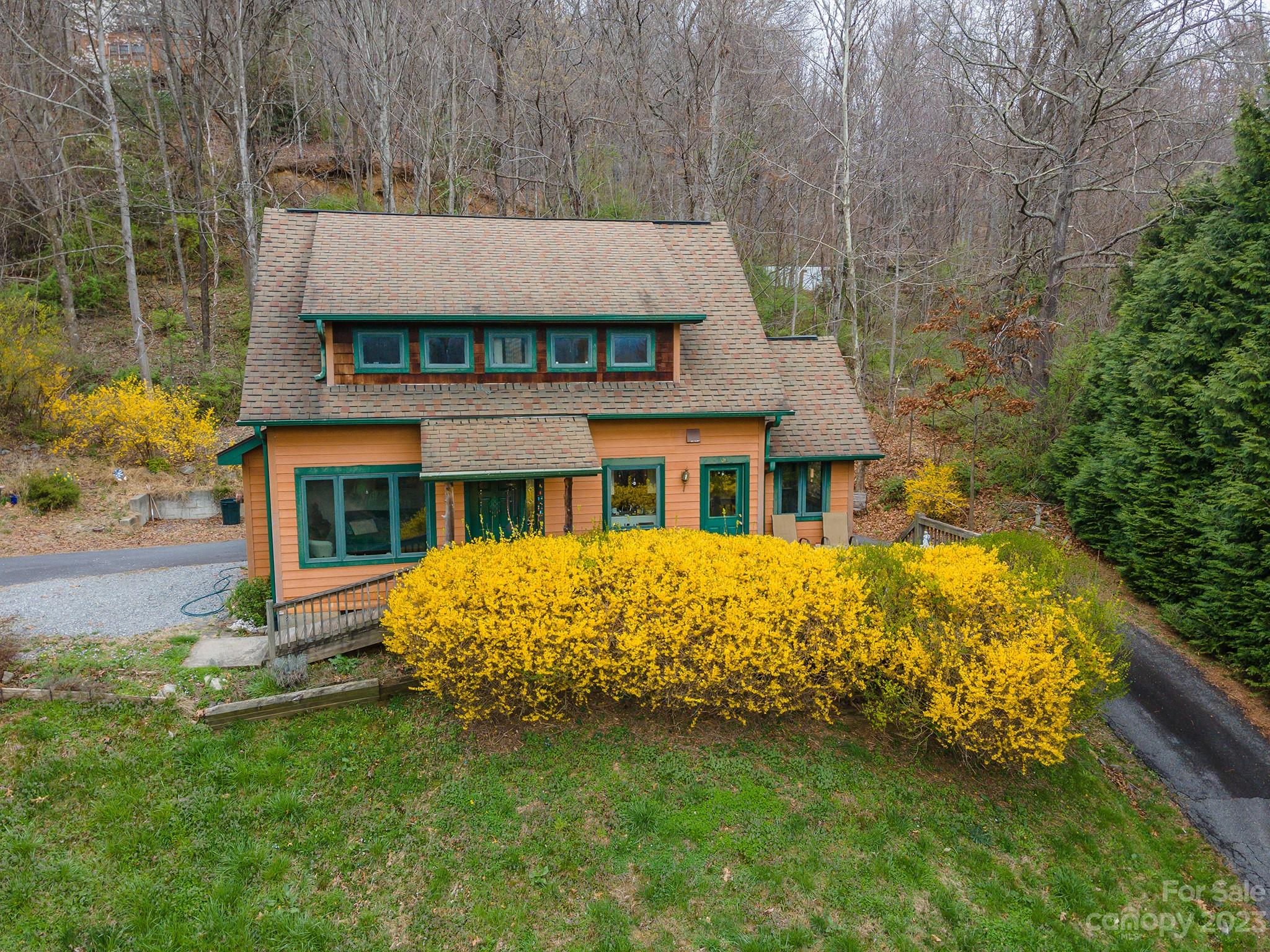 3 & 5 Summit Drive Black Mountain NC 28711
