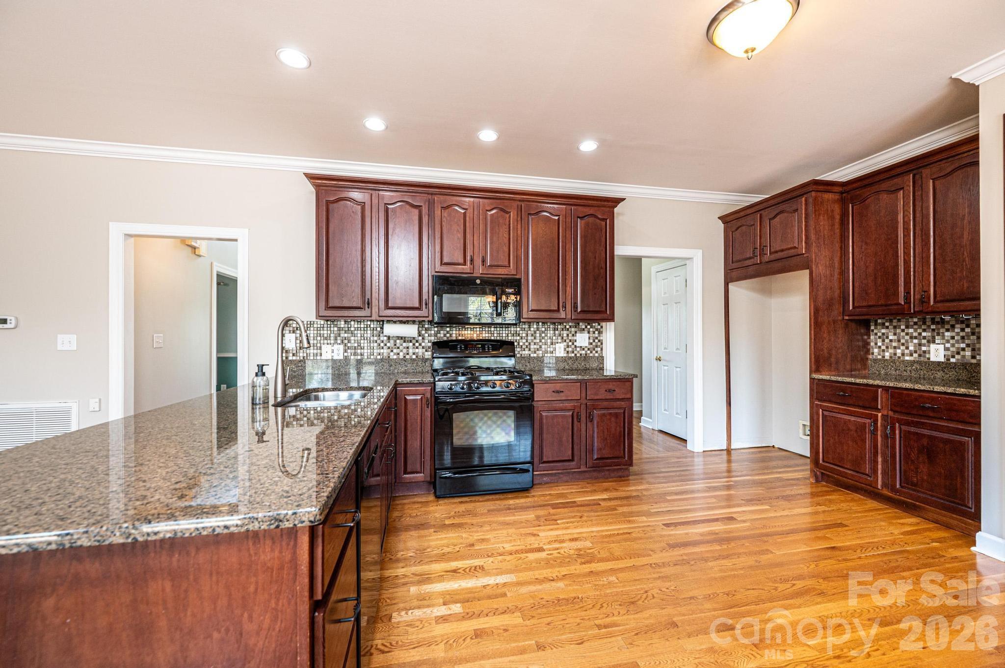 4726 Crystal Falls Avenue Hickory NC 28601