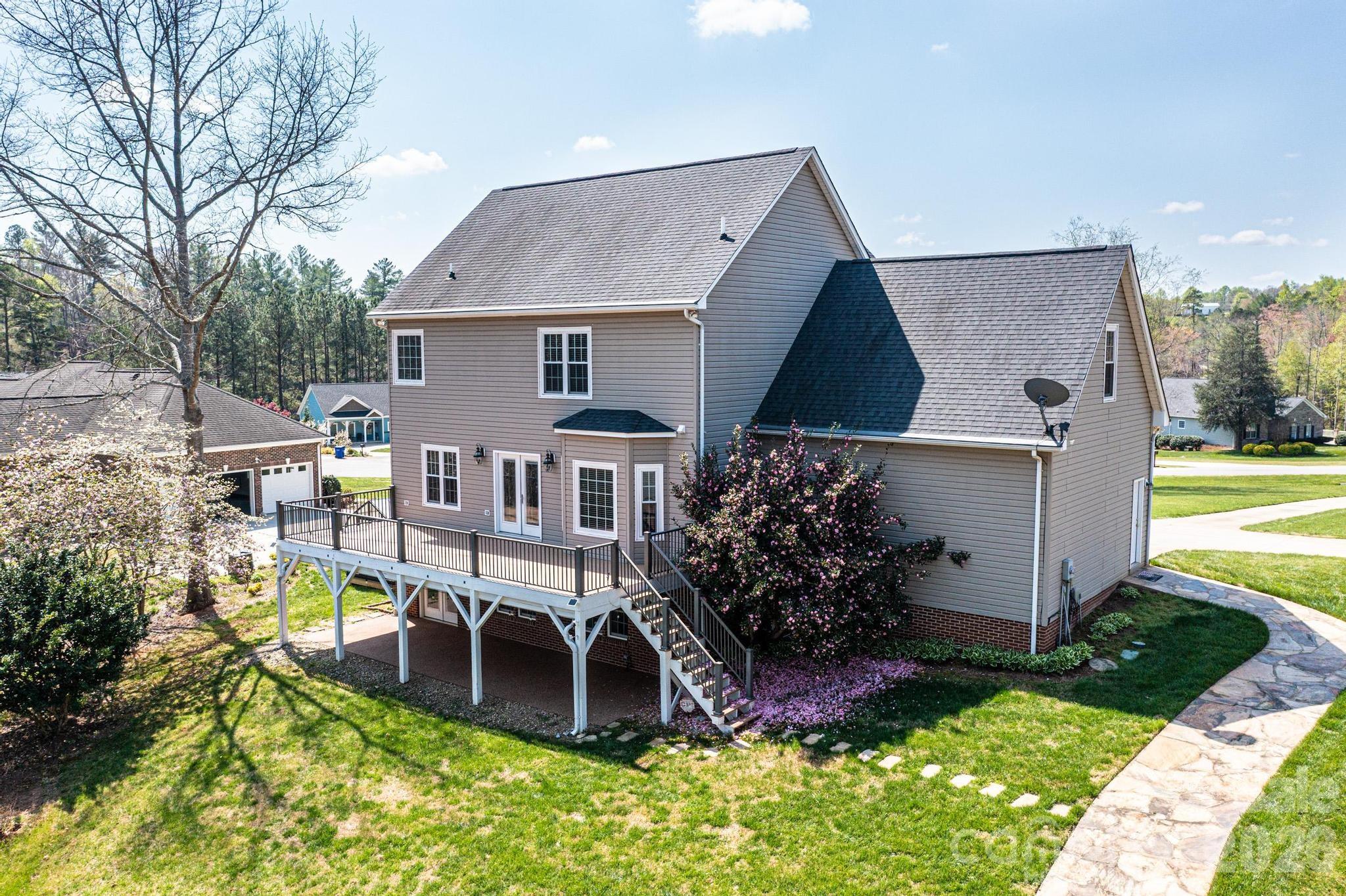 4726 Crystal Falls Avenue Hickory NC 28601