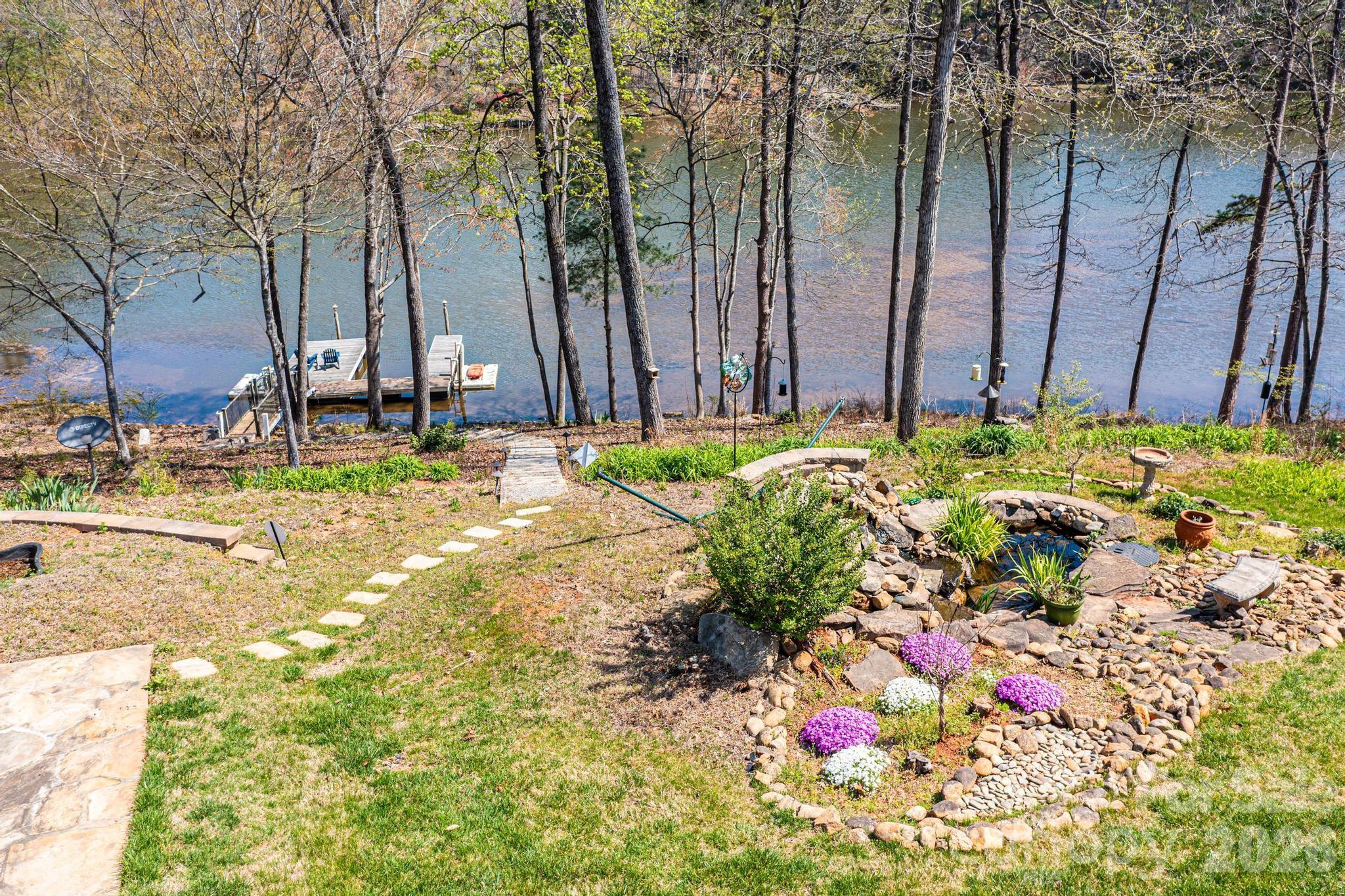 4726 Crystal Falls Avenue Hickory NC 28601