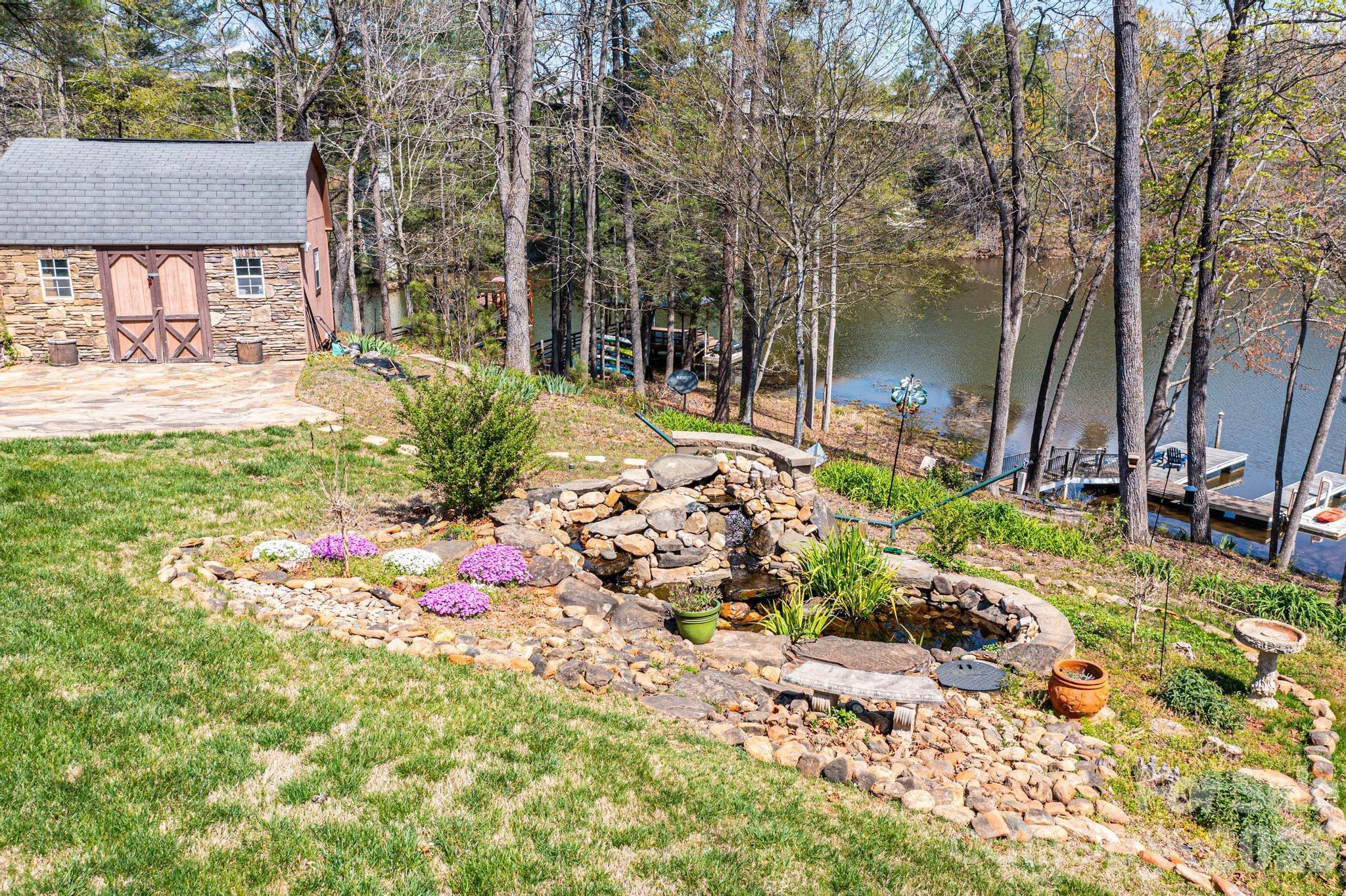 4726 Crystal Falls Avenue Hickory NC 28601