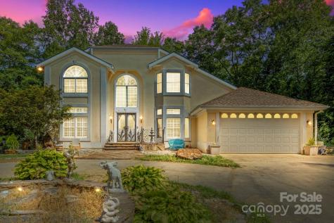 652 Avery Creek Road Arden NC 28704