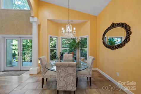 652 Avery Creek Road Arden NC 28704