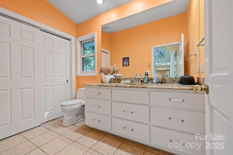 652 Avery Creek Road Arden NC 28704