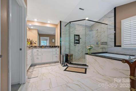 652 Avery Creek Road Arden NC 28704