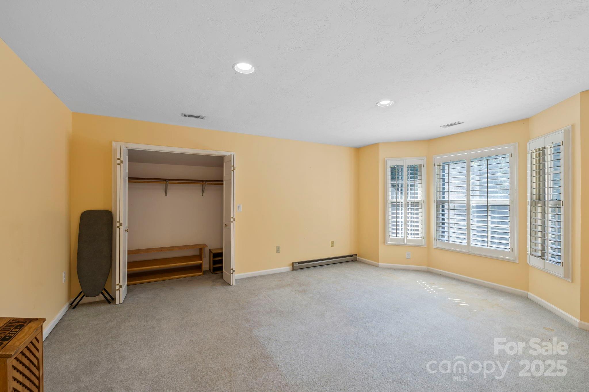 652 Avery Creek Road Arden NC 28704