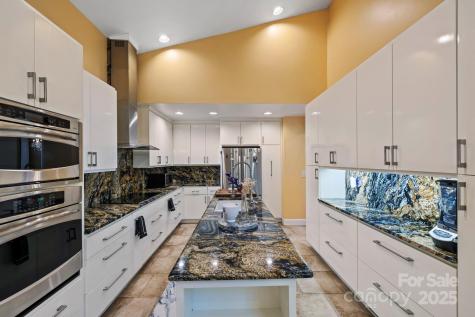 652 Avery Creek Road Arden NC 28704