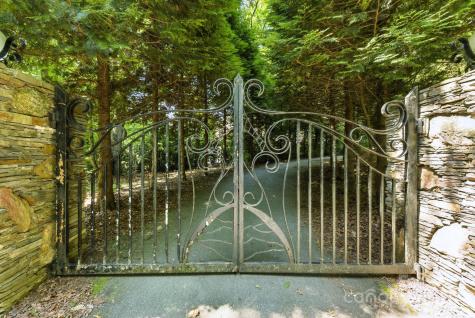 652 Avery Creek Road Arden NC 28704