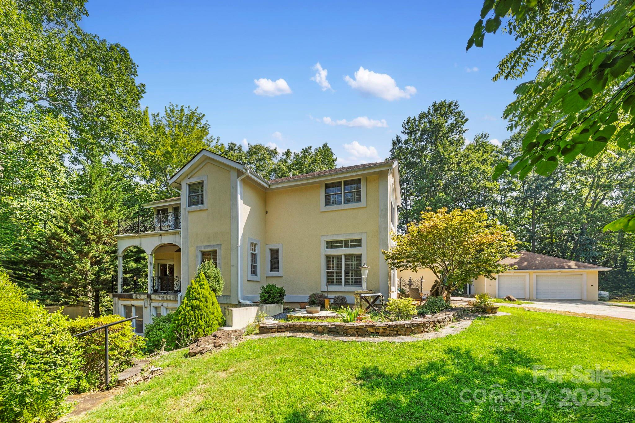 652 Avery Creek Road Arden NC 28704