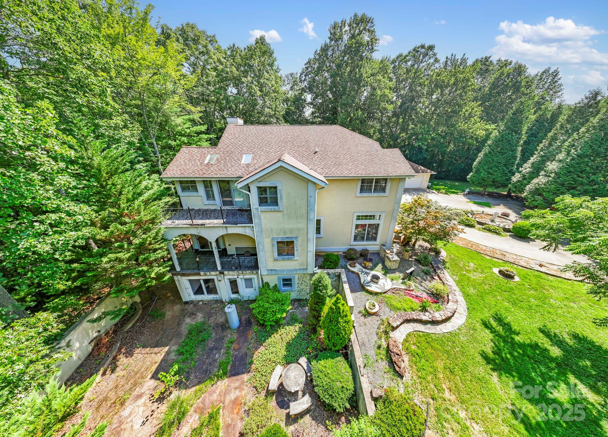 652 Avery Creek Road Arden NC 28704