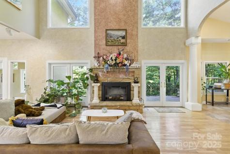 652 Avery Creek Road Arden NC 28704