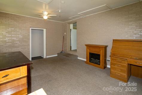 50 Taft Street Black Mountain NC 28711