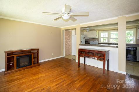 50 Taft Street Black Mountain NC 28711