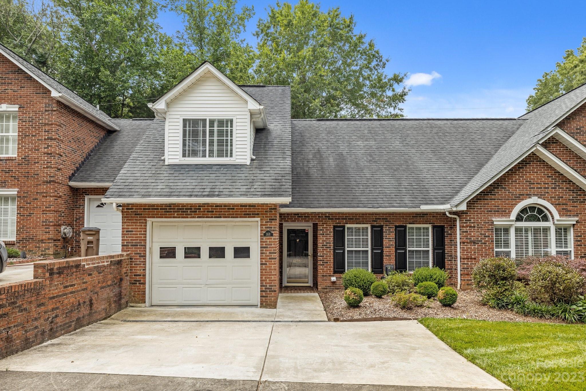 168 Columns Circle Shelby NC 28150