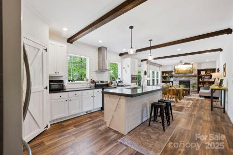 281 Crooked Creek Estate Old Fort NC 28762