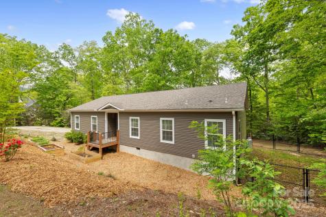 281 Crooked Creek Estate Old Fort NC 28762