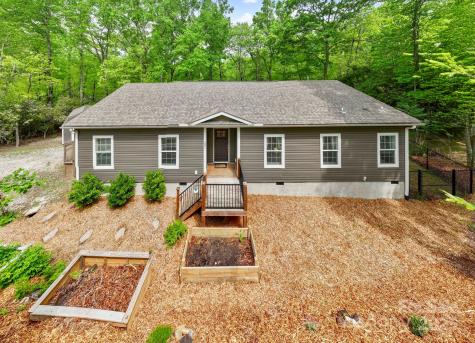 281 Crooked Creek Estate Old Fort NC 28762