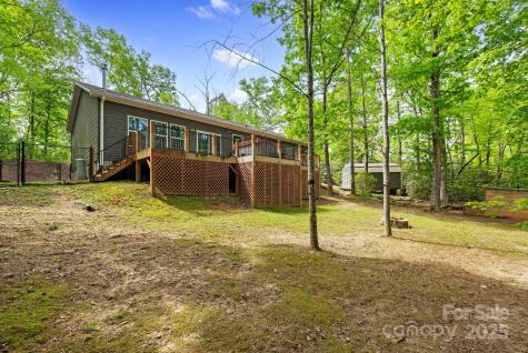 281 Crooked Creek Estate Old Fort NC 28762