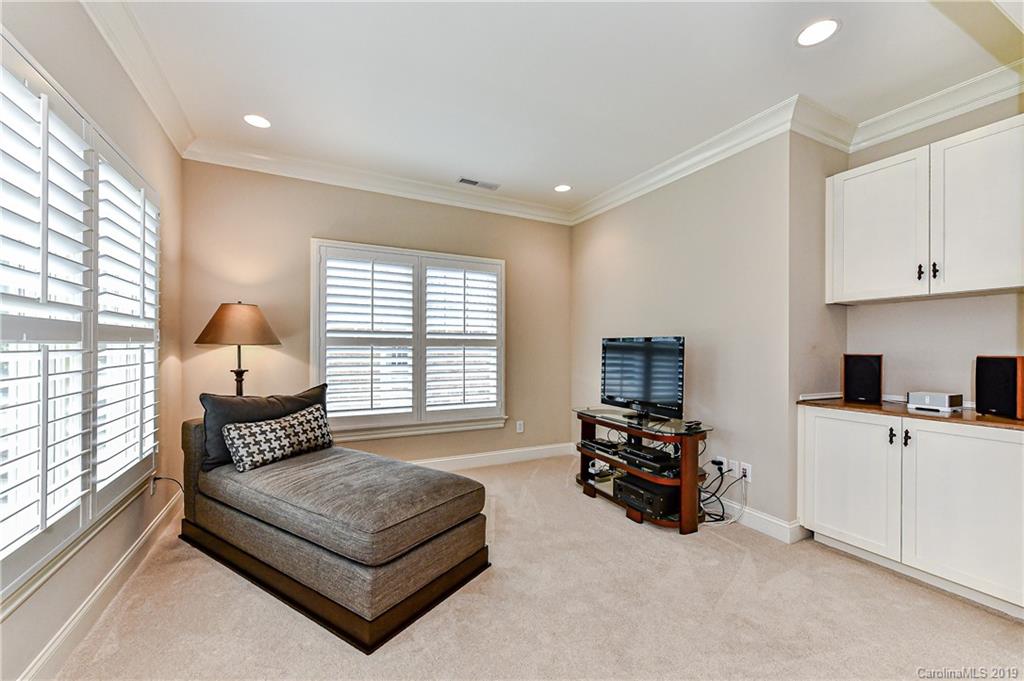 6715 Conservatory Lane Charlotte NC 28210